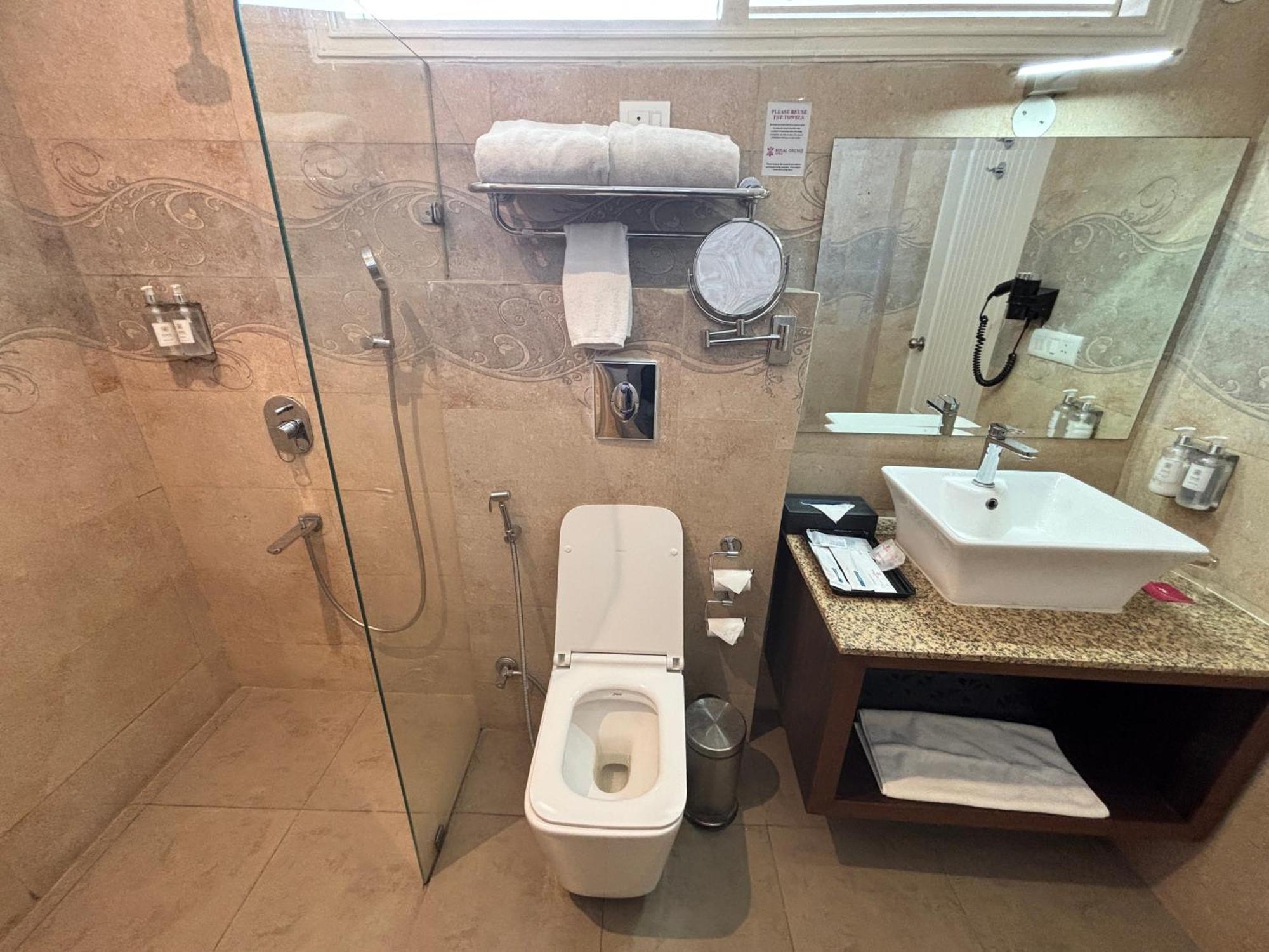 Regenta Resort & Spa Mashobra シムラー エクステリア 写真